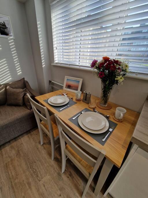 The Patch Apartment Brighton Екстериор снимка